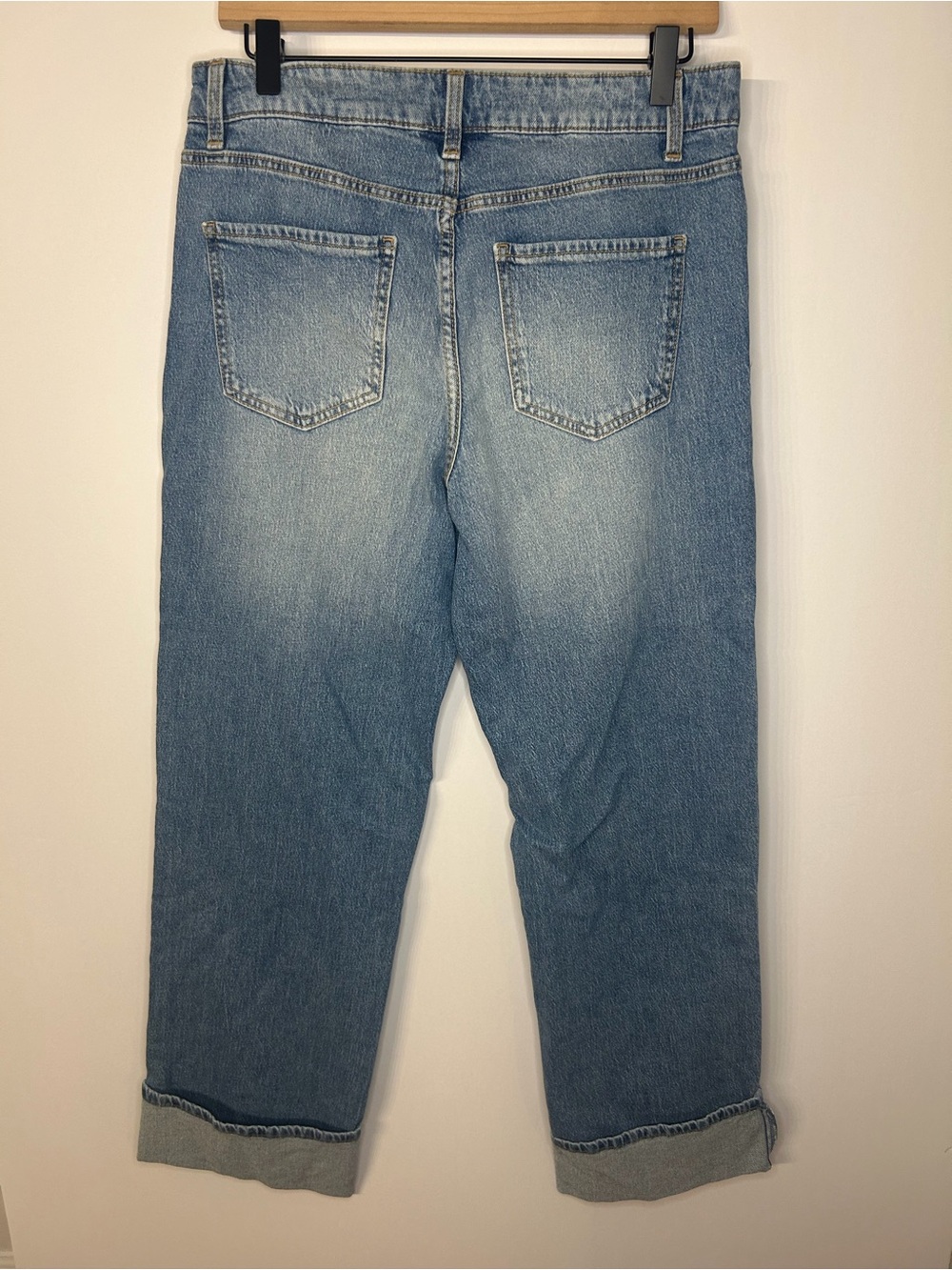 *NWT* Time and Tru High Rise Straight Leg Cuffed Denim Jeans, Size 8 - Picture 8 of 11